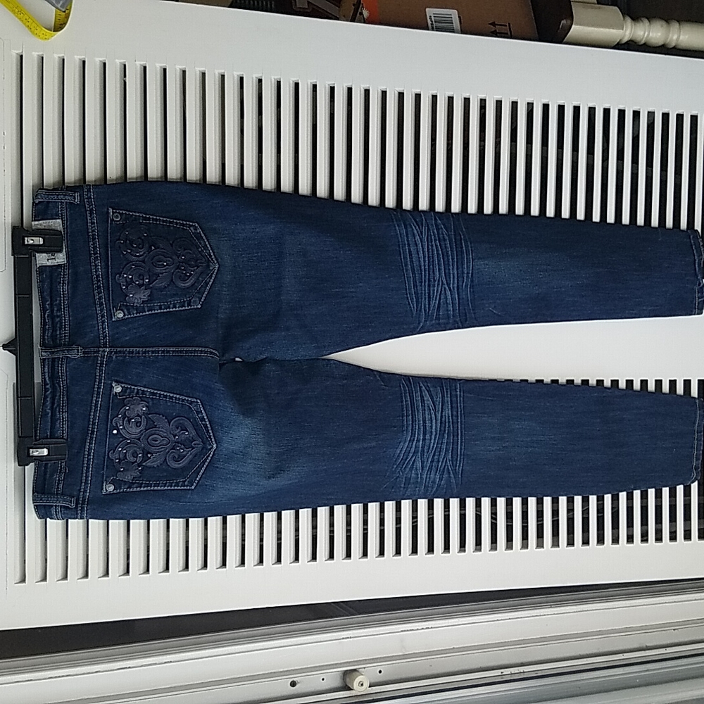 Jeans - Picture 7 of 7